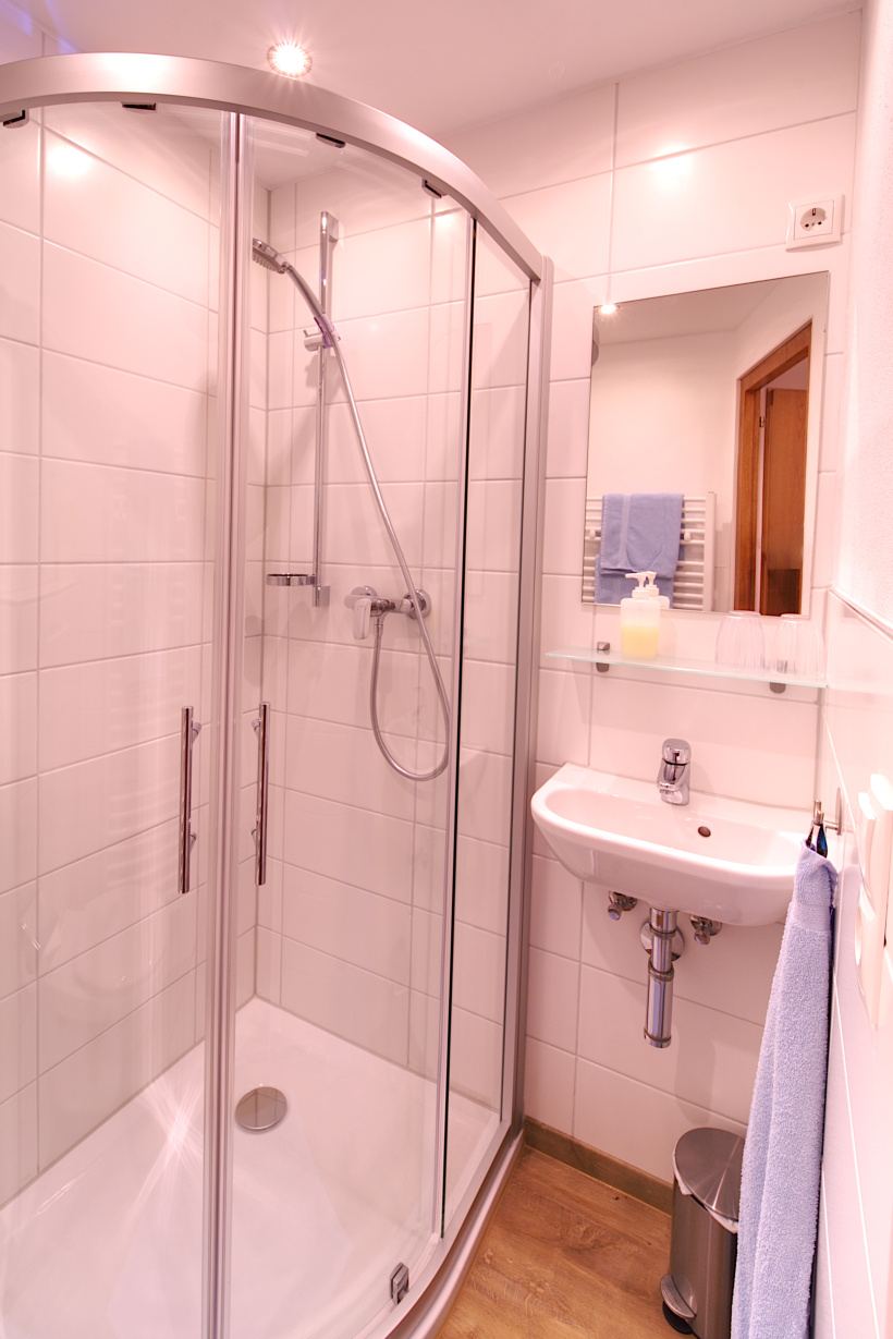 Badezimmer im Apartment Diel